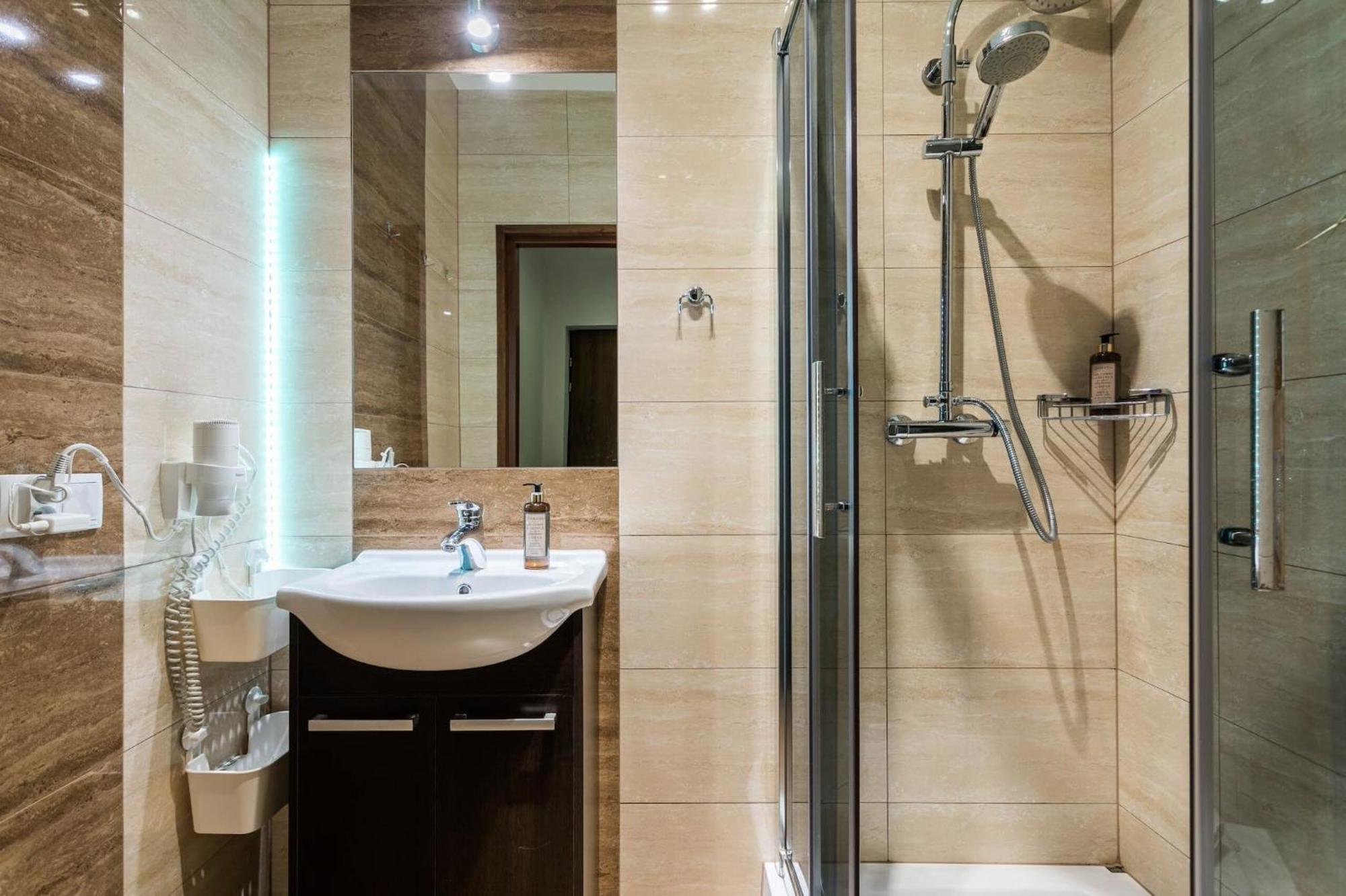 Apartament W Malowniczej Dolinie Koscieliskiej By Rent Like Home Koscielisko Luaran gambar